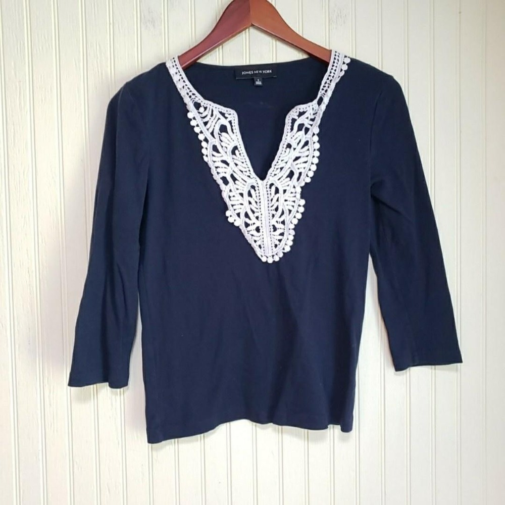 Jones New York Shirt Womens Small Blue V Neck 3/4 Sleeve Crochet Trim Jersey Top - Picture 2 of 7